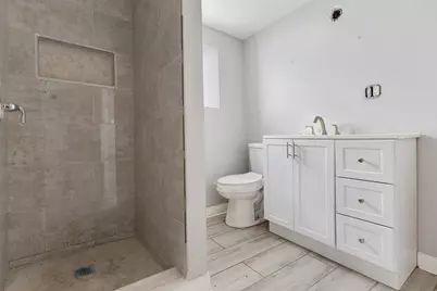 8145 S Euclid Avenue, Chicago, IL 60617 - Photo 21