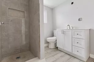 8145 S Euclid Ave, Chicago, IL 60617 - Photo 21