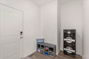 6219 Longford Ln, Tinley Park, IL 60477 - Photo 11