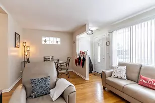 3943 N Newcastle Ave, Chicago, IL 60634 - Photo 3