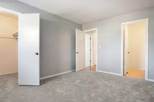 786 Pahl Rd, Elk Grove Village, IL 60007 - Photo 15