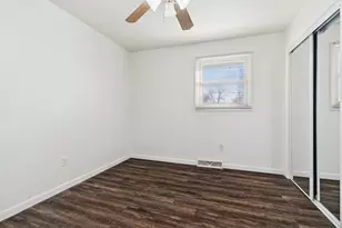 2420 Pecan St, Joliet, IL 60435 - Photo 15