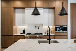 3456 N Claremont Ave, Chicago, IL 60657 - Photo 11