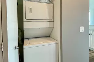 1629 S Prairie Ave, Chicago, IL 60616 - Photo 21