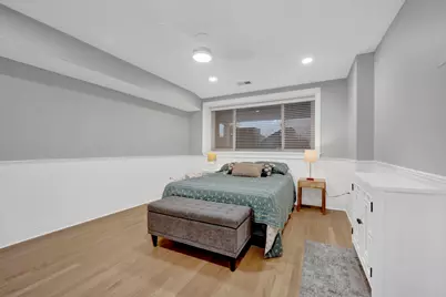 930 W Agatite Avenue #G, Chicago, IL 60640 - Photo 17