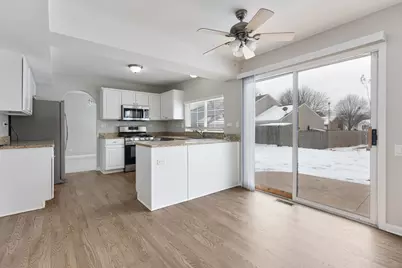 [Address not provided], Aurora, IL 60506 - Photo 13