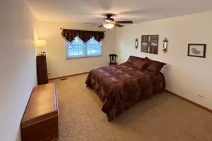 3740 Caine Dr, Naperville, IL 60564 - Photo 17