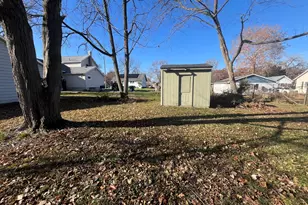 1204 N Park St, Streator, IL 61364 - Photo 11