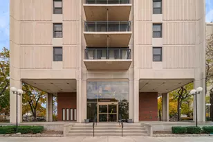 2605 S Indiana Ave, Chicago, IL 60616 - Photo 3