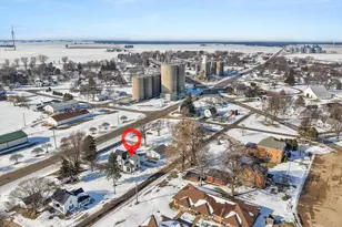 206 S Poplar St, Sublette, IL 61367 - Photo 25