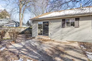 415 N West St, Plano, IL 60545 - Photo 27