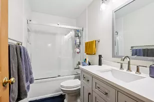 1010 Symphony Dr, Aurora, IL 60504 - Photo 19