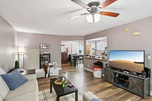 1010 Symphony Dr, Aurora, IL 60504 - Photo 7