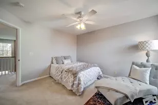 201 Dorset Ave, Oswego, IL 60543 - Photo 31