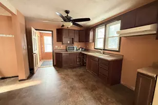 313 3rd St, Standard, IL 61363 - Photo 9