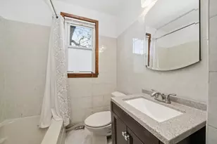 1940 N 19th Ave, Melrose Park, IL 60160 - Photo 21