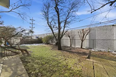 1940 N 19th Avenue, Melrose Park, IL 60160 - Photo 25