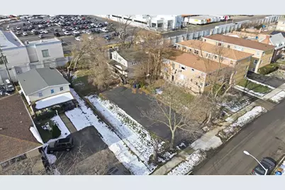 1940 N 19th Avenue, Melrose Park, IL 60160 - Photo 5