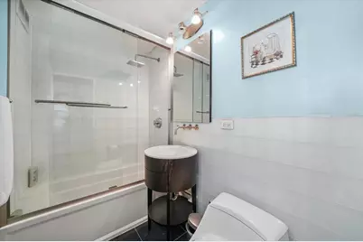 247 E Chestnut Street #502, Chicago, IL 60611 - Photo 9