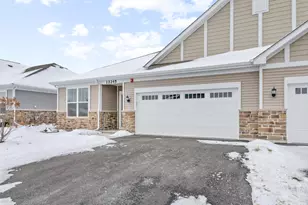 12245 Barcroft Cir, Huntley, IL 60142 - Photo 11