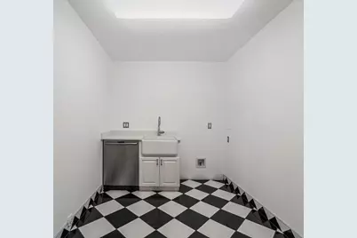 [Address not provided], Chicago, IL 60610 - Photo 19