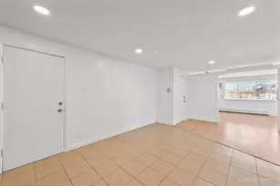 8802 Briar Ct, Des Plaines, IL 60016 - Photo 7