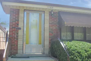 11149 S Green Bay Ave, Chicago, IL 60617 - Photo 5