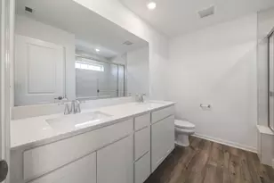 668 Cassia Ct, Crystal Lake, IL 60012 - Photo 15