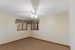 1606 W August Ln, McHenry, IL 60051 - Photo 23