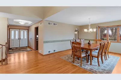 1606 W August Lane, McHenry, IL 60051 - Photo 7