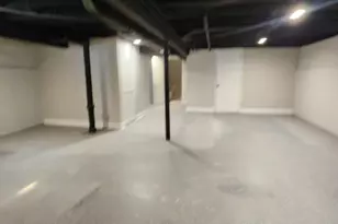 10104 S Prairie Ave, Chicago, IL 60628 - Photo 7