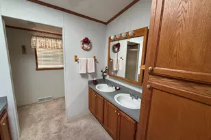 4 Cynthia Ln, Beecher, IL 60401 - Photo 17