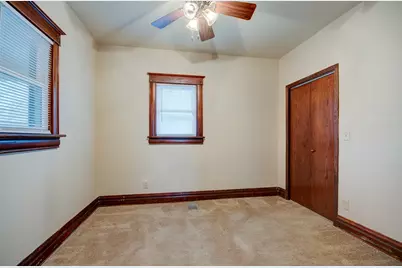 811 John Street, Joliet, IL 60435 - Photo 11