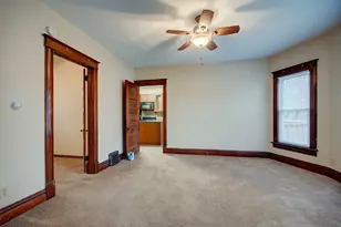 811 John St, Joliet, IL 60435 - Photo 9