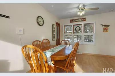 34945 N Leonard Avenue, Ingleside, IL 60041 - Photo 7