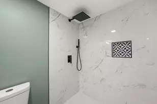 10129 S Indiana Ave, Chicago, IL 60628 - Photo 19