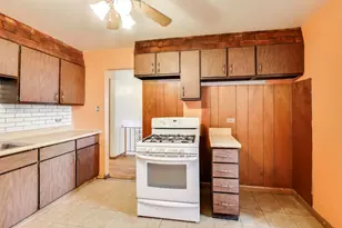 17022 Magnolia Dr, Hazel Crest, IL 60429 - Photo 9