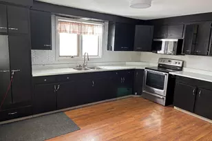 442 W Koplin Ave, Cissna Park, IL 60924 - Photo 11