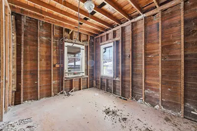 1102 N Laramie Avenue, Chicago, IL 60651 - Photo 11