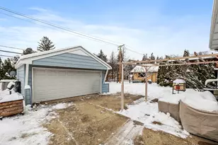 1136 S Summit Ave, Villa Park, IL 60181 - Photo 19