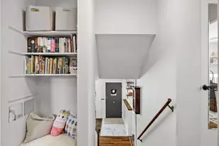 1136 S Summit Ave, Villa Park, IL 60181 - Photo 13