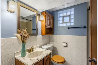 10801 S Tripp Avenue, Oak Lawn, IL 60453 - Photo 11