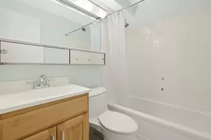 4343 N Clarendon Ave, Chicago, IL 60613 - Photo 11