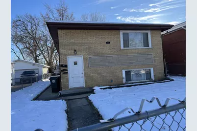 1105 Indian Avenue, Aurora, IL 60505 - Photo 1