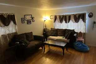 1105 Indian Ave, Aurora, IL 60505 - Photo 5