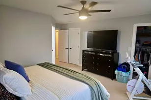 571 Springbrook Trail N, Oswego, IL 60543 - Photo 11