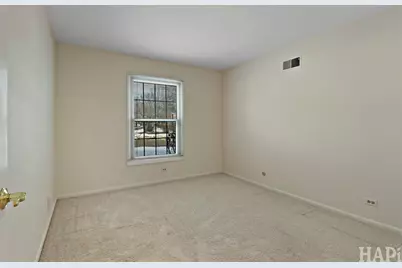 563 Shorely Woods Drive #101, Barrington, IL 60010 - Photo 9
