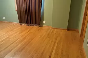 8447 Drake Ave, Skokie, IL 60076 - Photo 9