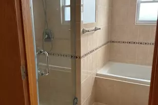 8447 Drake Ave, Skokie, IL 60076 - Photo 13