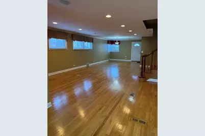 8447 Drake Avenue, Skokie, IL 60076 - Photo 5